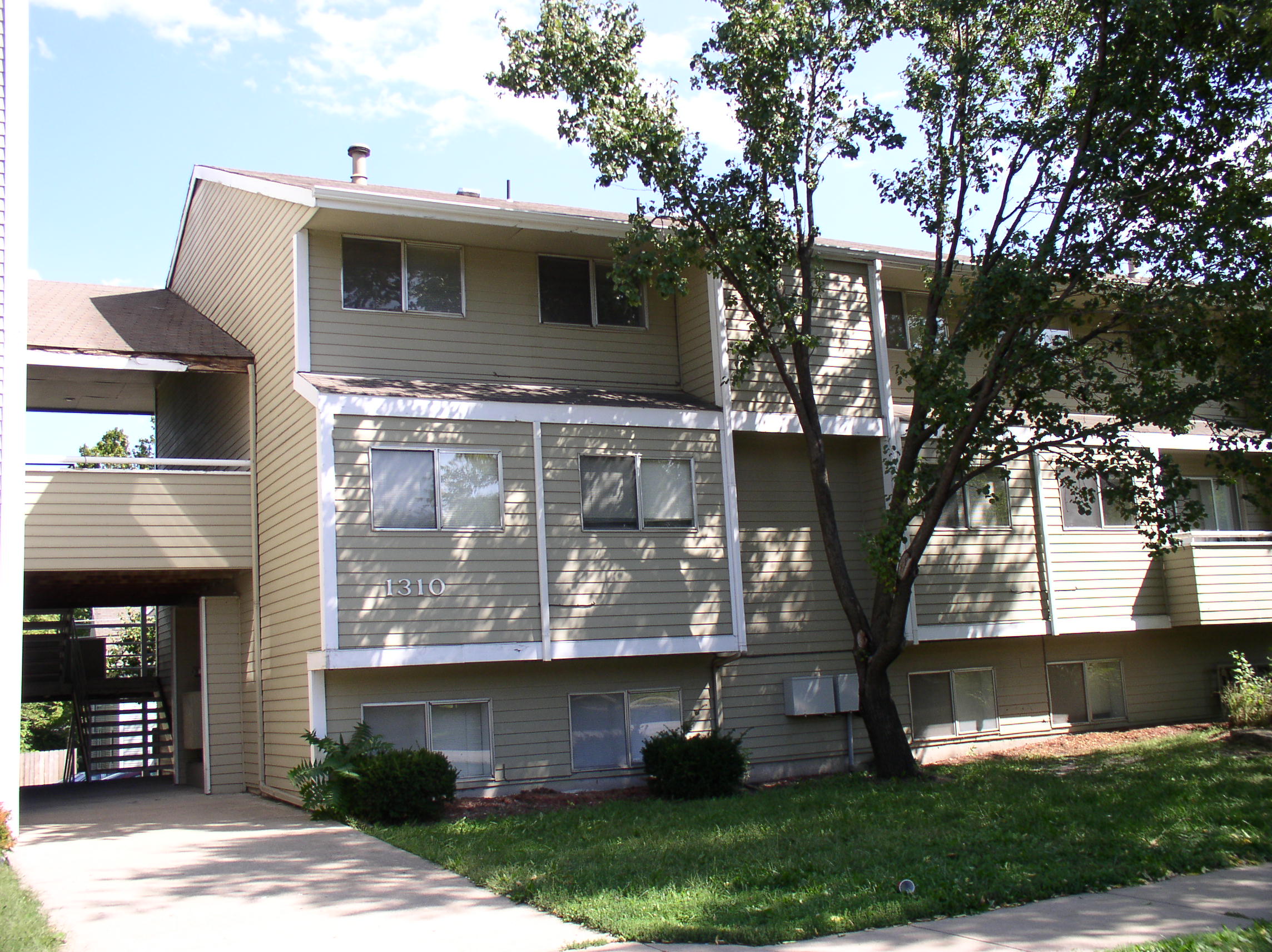 1310 Kentucky St, #3
