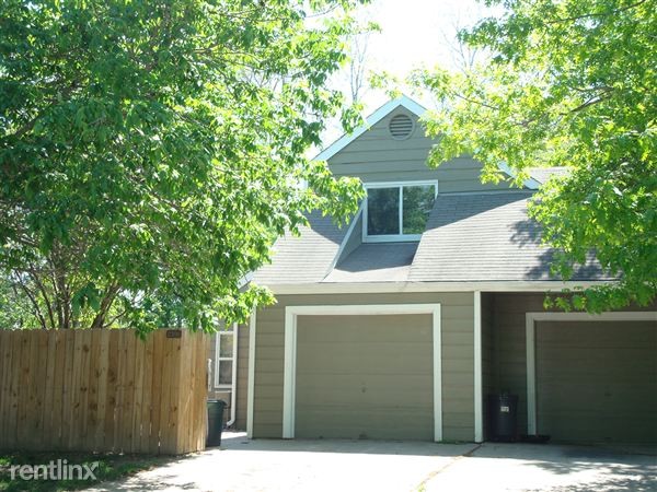 2300 Lowell Dr